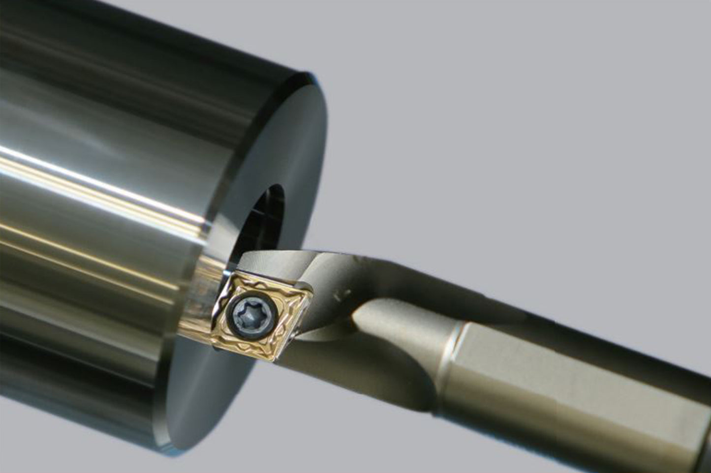 CNMG TURNING INSERT - 0.8 CNR RADIUS - GENERAL PURPOSE, FERROUS MATERIALS